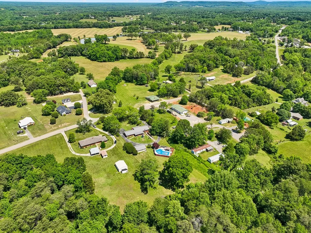 3456 Old Rock Island Road Rock Island TN 38581