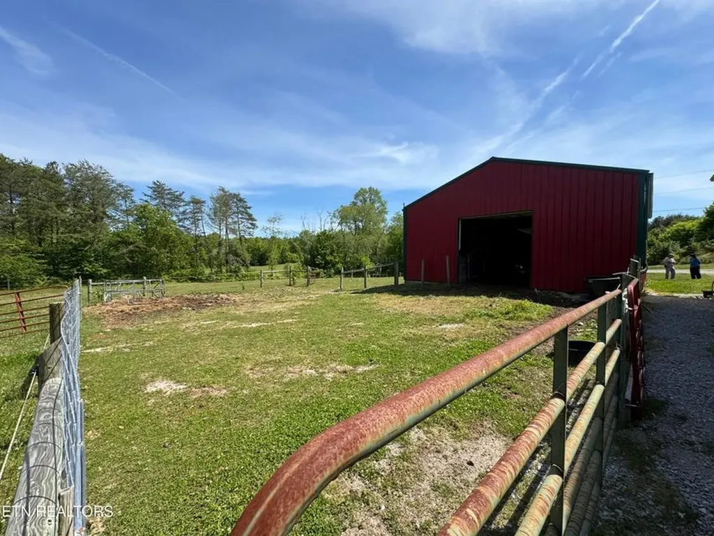 4455 Jonesville Road Clarkrange TN 38553-5119