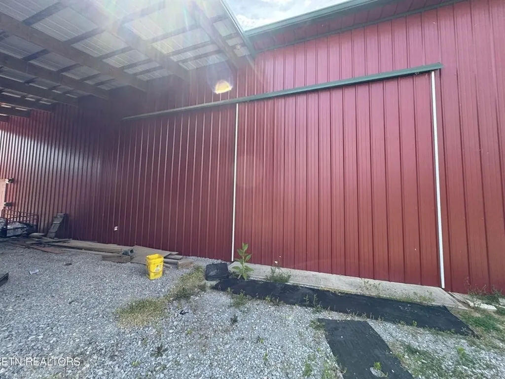 4455 Jonesville Road Clarkrange TN 38553-5119