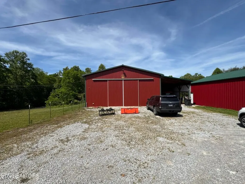 4455 Jonesville Road Clarkrange TN 38553-5119