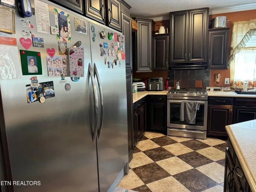 4455 Jonesville Road Clarkrange TN 38553-5119