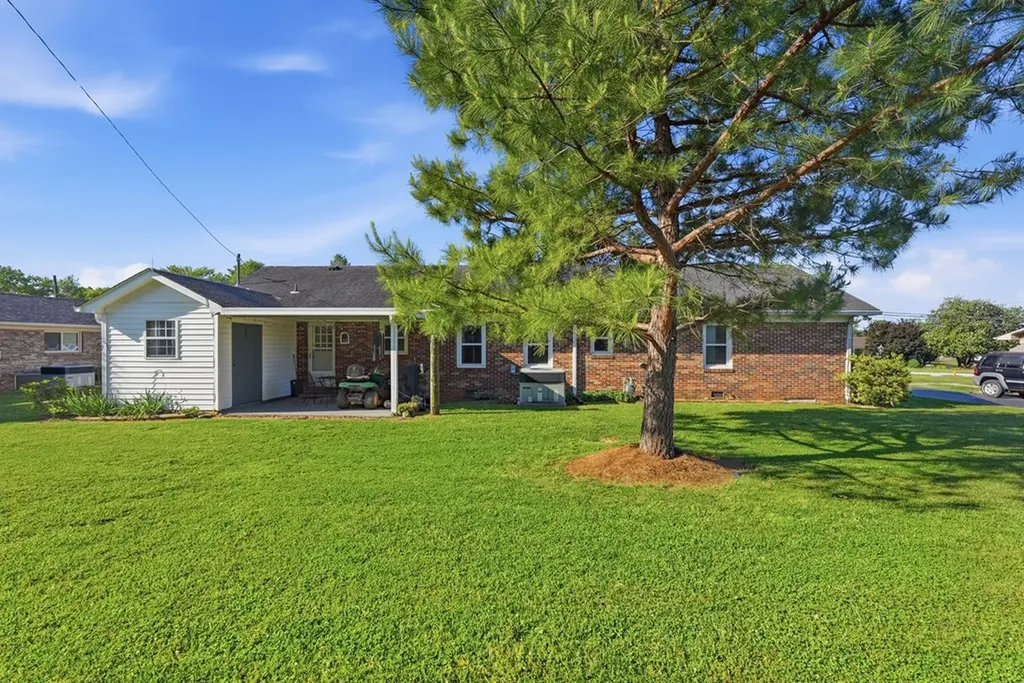 226 Oakland Drive Sparta TN 38583