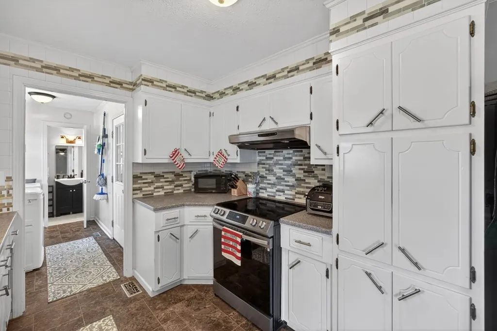 149 NE Joy Lane Cookeville TN 38506-5422