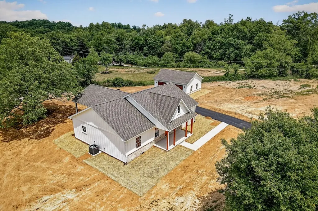 234 Cedar Lane Allons TN 38541