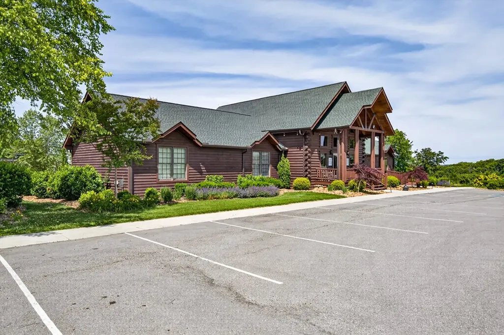 71A Catfish Road Hilham TN 38568