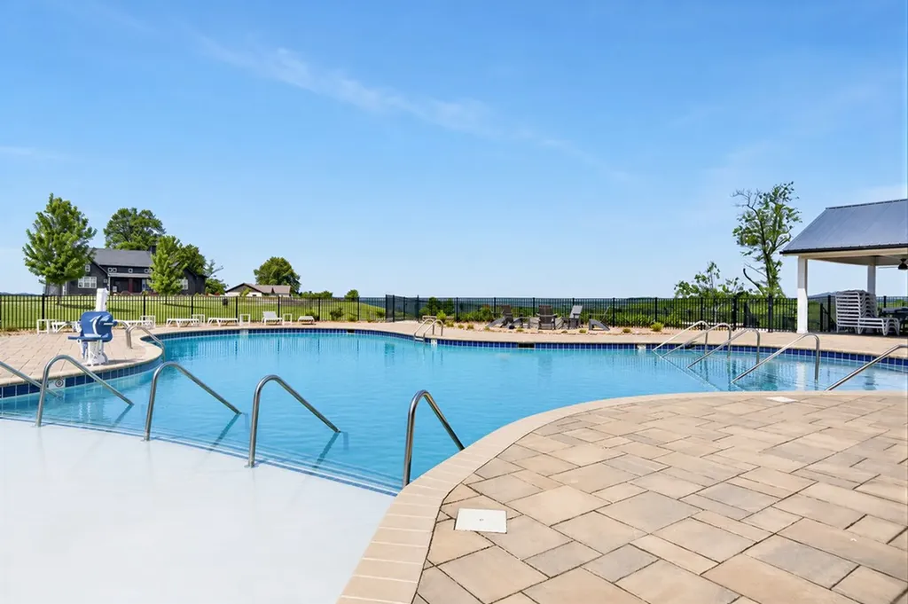 71A Catfish Road Hilham TN 38568