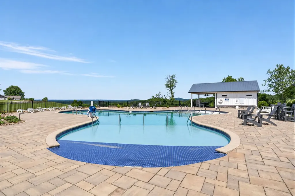 71A Catfish Road Hilham TN 38568