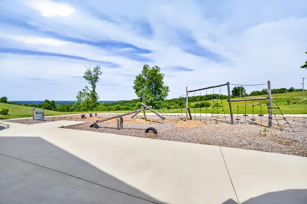 71A Catfish Road Hilham TN 38568