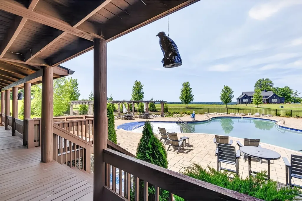 71A Catfish Road Hilham TN 38568