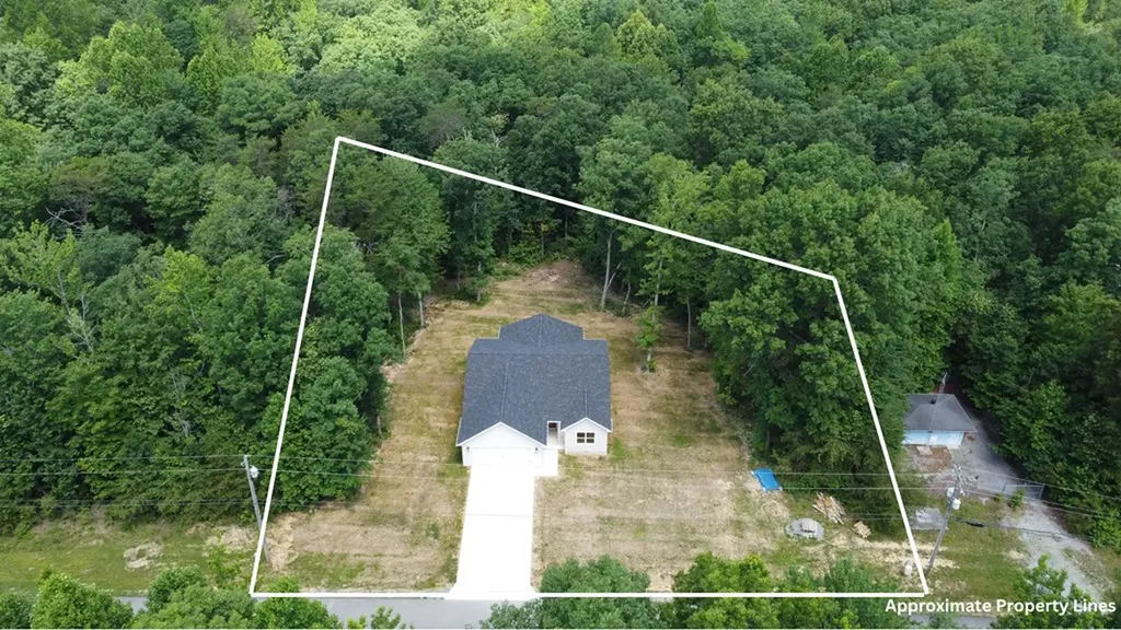 17430 East Meadow Creek Road Monterey TN 38574