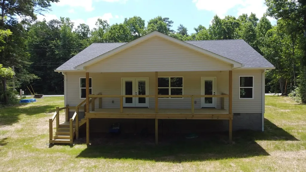 17430 East Meadow Creek Road Monterey TN 38574