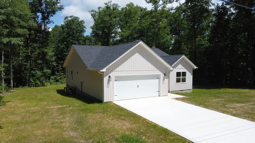 17430 East Meadow Creek Road Monterey TN 38574