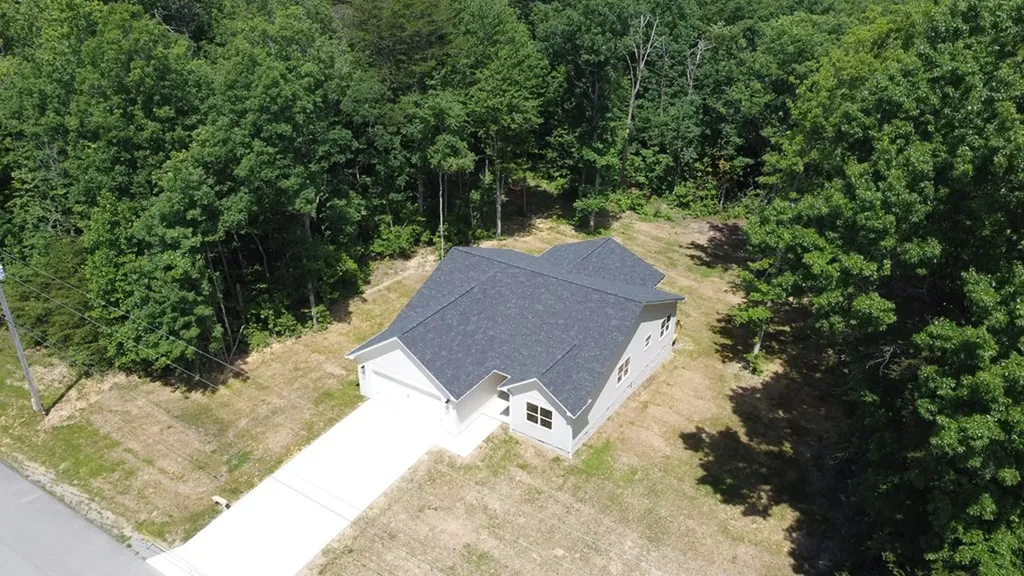 17430 East Meadow Creek Road Monterey TN 38574