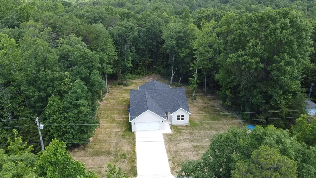 17430 East Meadow Creek Road Monterey TN 38574