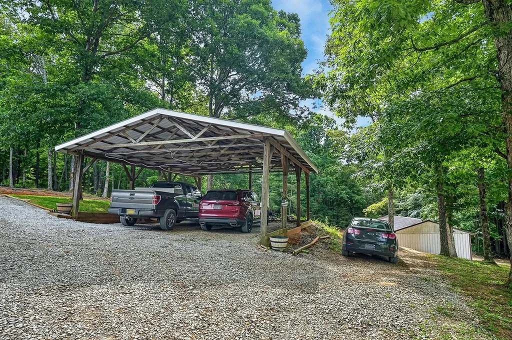 211 Arizona Lane Walling TN 38587