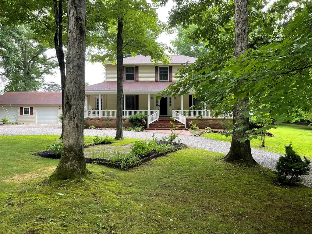 2386 Cane Creek Road Cookeville TN 38501