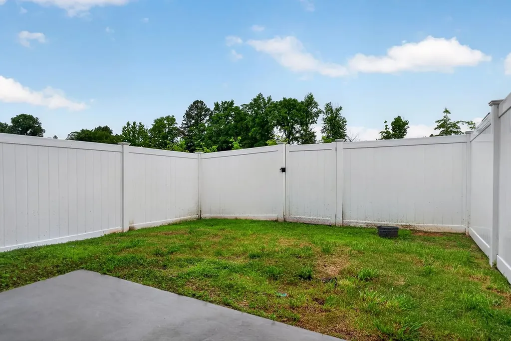 190 Dale Mires Baxter TN 38544