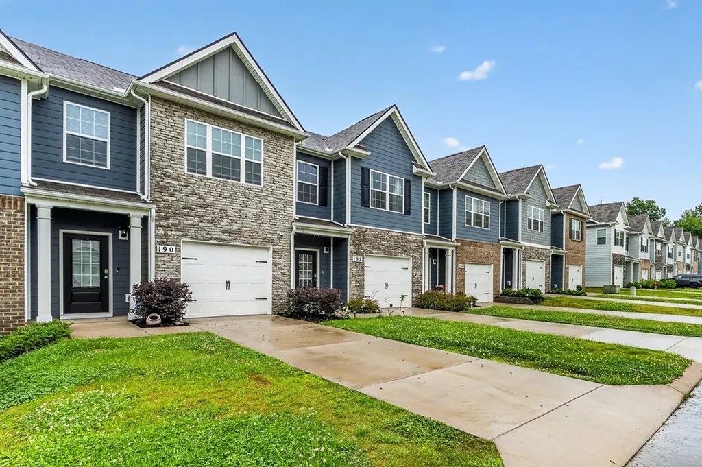 190 Dale Mires Baxter TN 38544