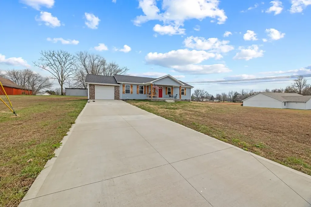 108 Hailey Ridge Gainesboro TN 38562