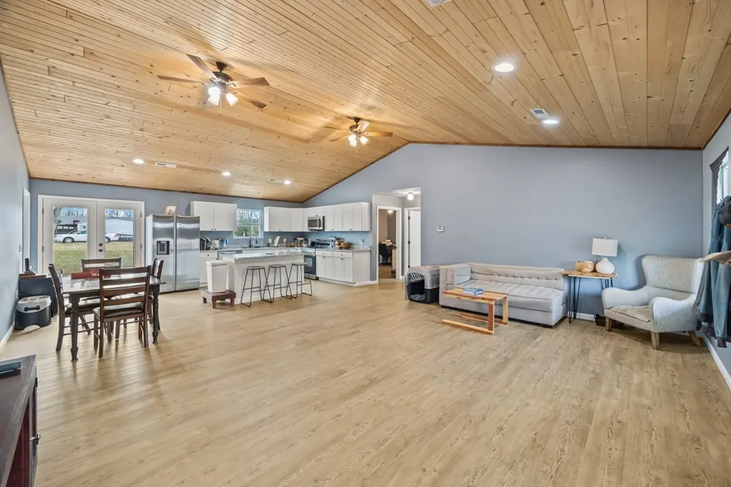 108 Hailey Ridge Gainesboro TN 38562
