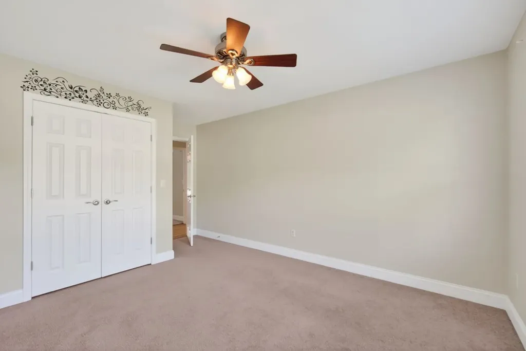 197 Rustling Oaks Sparta TN 38583
