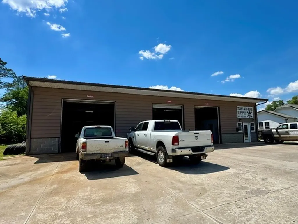 501 Brown Street Celina TN 38551