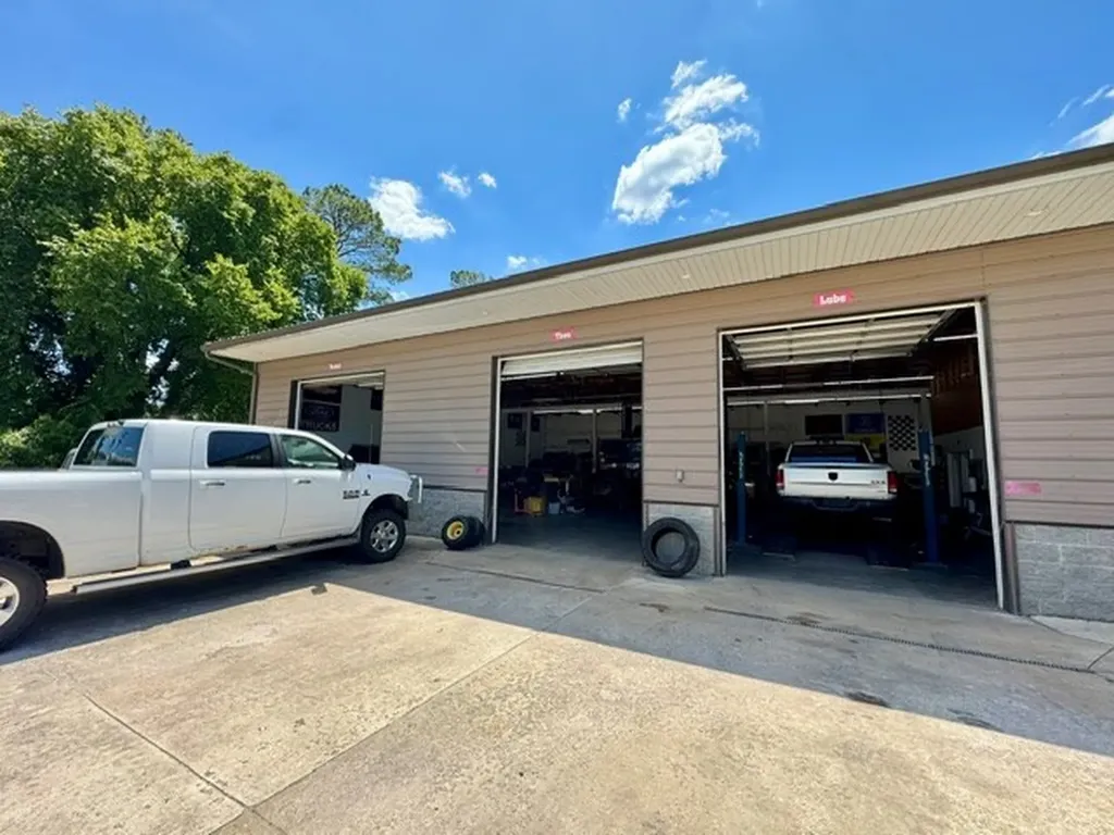 501 Brown Street Celina TN 38551