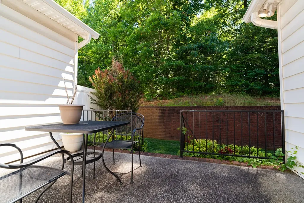 124 St James Place Cookeville TN 38501