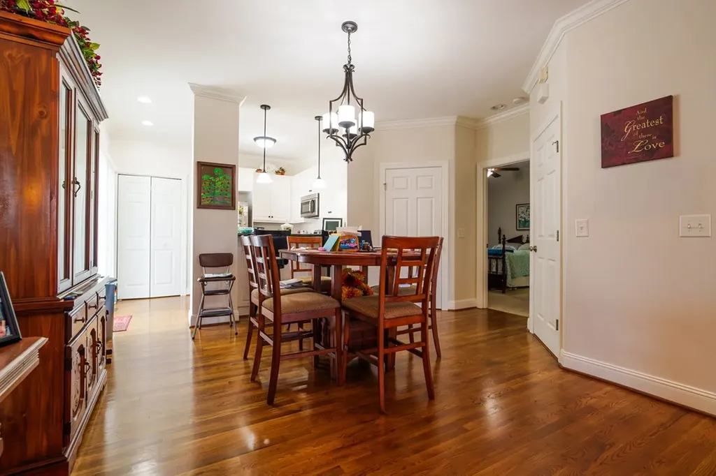 124 St James Place Cookeville TN 38501