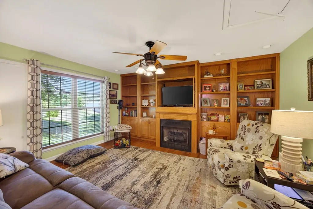 2403 N Pointe Cove Circle Cookeville TN 38506