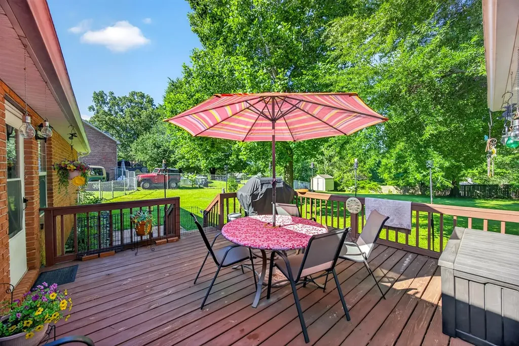 2403 N Pointe Cove Circle Cookeville TN 38506