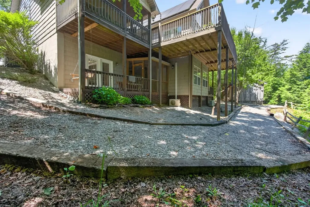 232 Victoria Lane Jamestown TN 38556