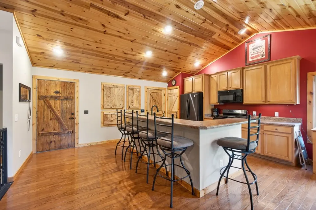 232 Victoria Lane Jamestown TN 38556