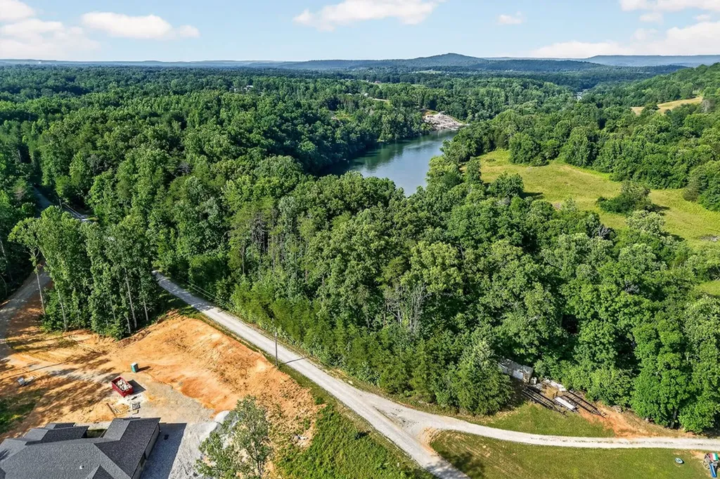 5.17 Ac Simmons Cem Road Quebeck TN 38579
