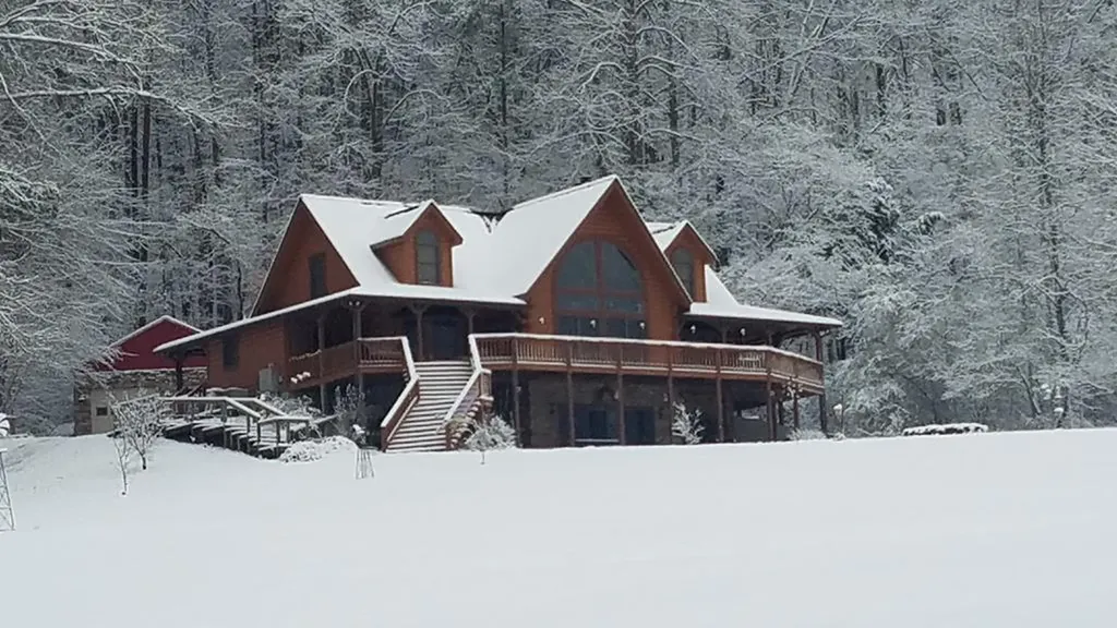 1062 Wilder Highway Alpine TN 38543