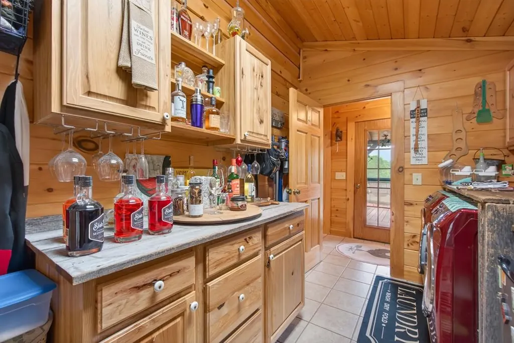 1062 Wilder Highway Alpine TN 38543