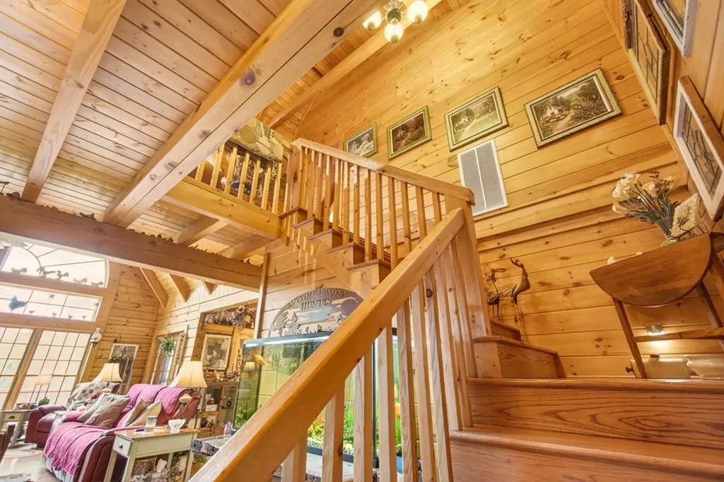 1062 Wilder Highway Alpine TN 38543