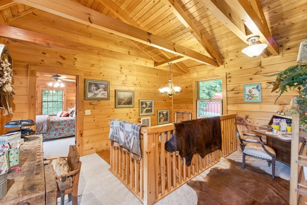 1062 Wilder Highway Alpine TN 38543