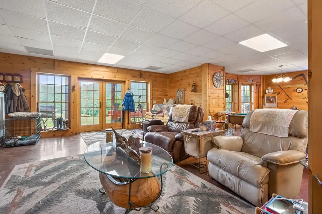 1062 Wilder Highway Alpine TN 38543