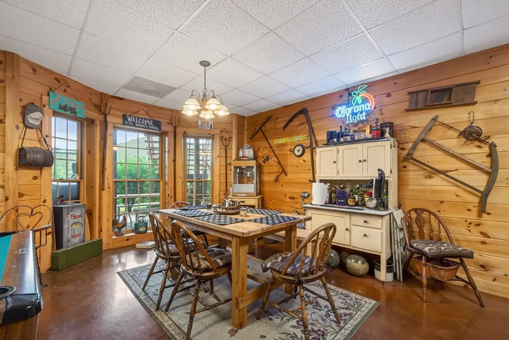 1062 Wilder Highway Alpine TN 38543