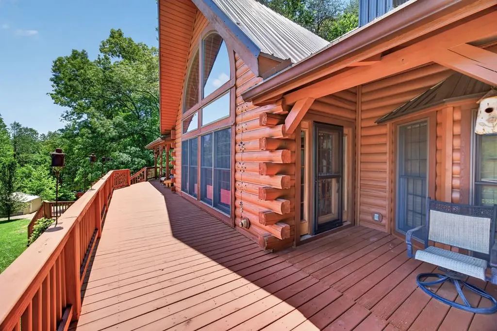 1062 Wilder Highway Alpine TN 38543