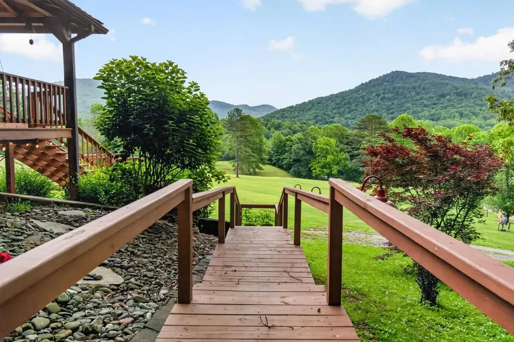 1062 Wilder Highway Alpine TN 38543