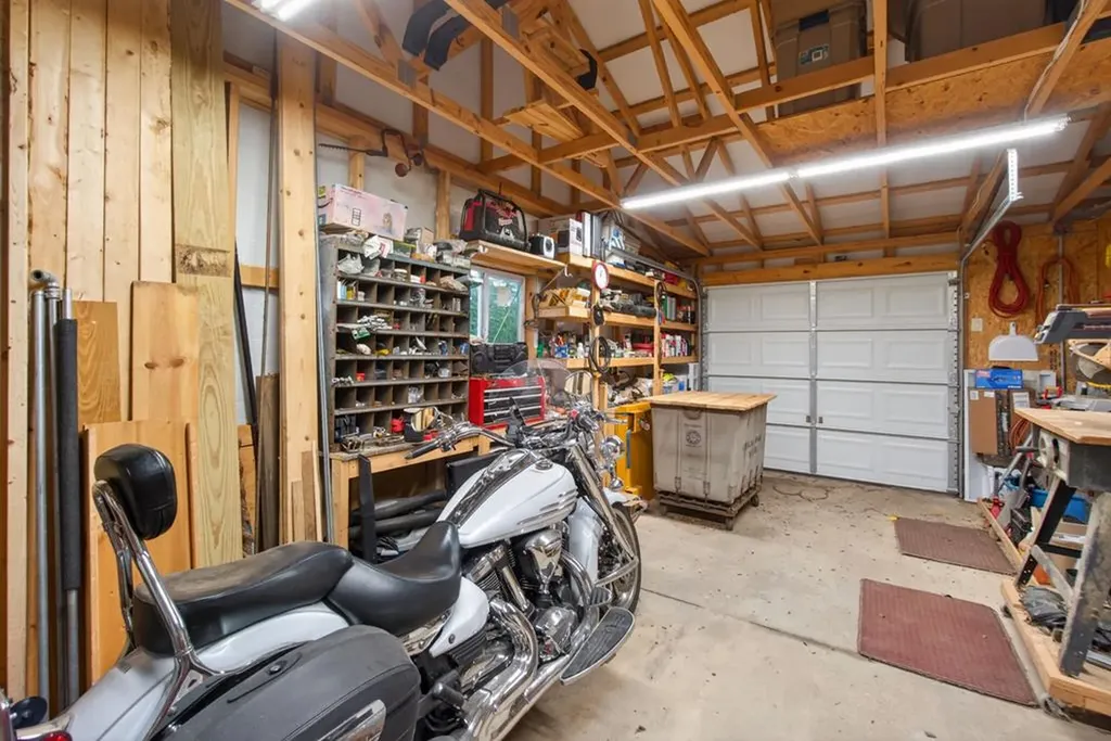 1062 Wilder Highway Alpine TN 38543