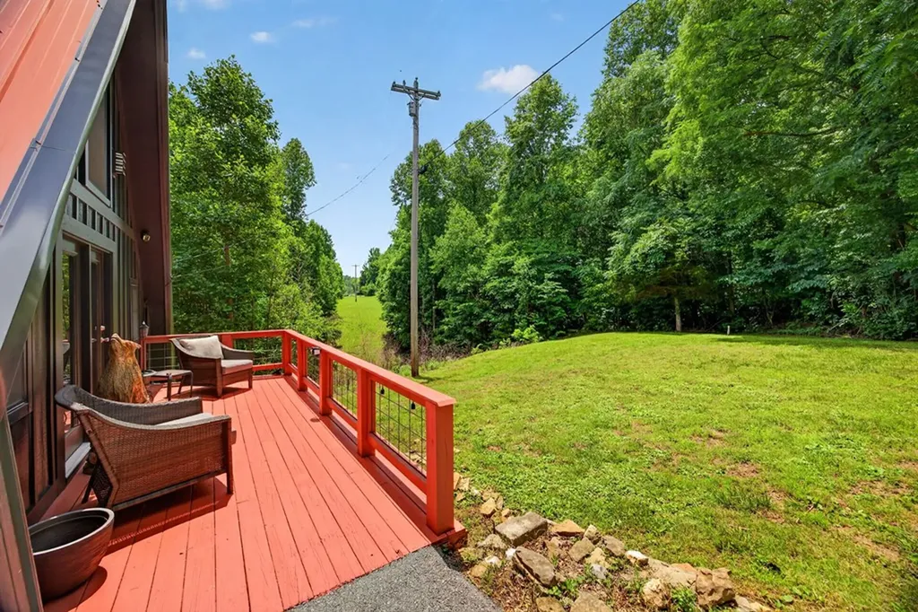 802 Livingston Boat Dock Road Allons TN 38541