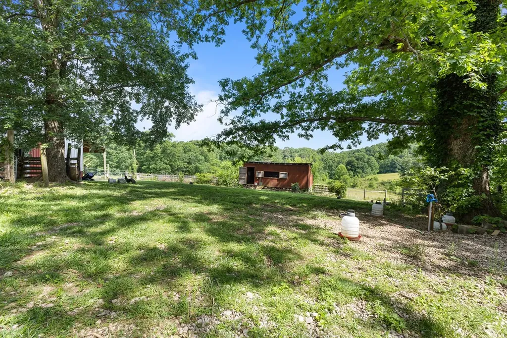 2652 Pickett Park Highway Jamestown TN 38556
