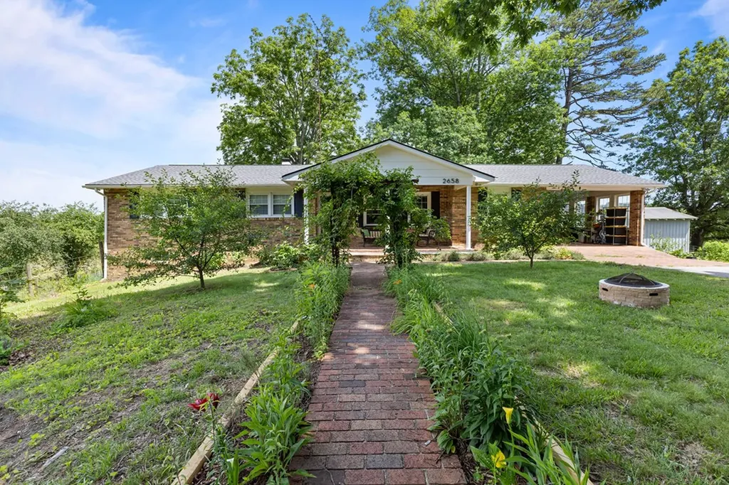 2652 Pickett Park Highway Jamestown TN 38556
