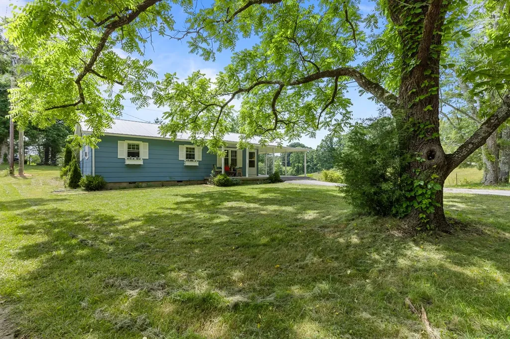 2652 Pickett Park Highway Jamestown TN 38556