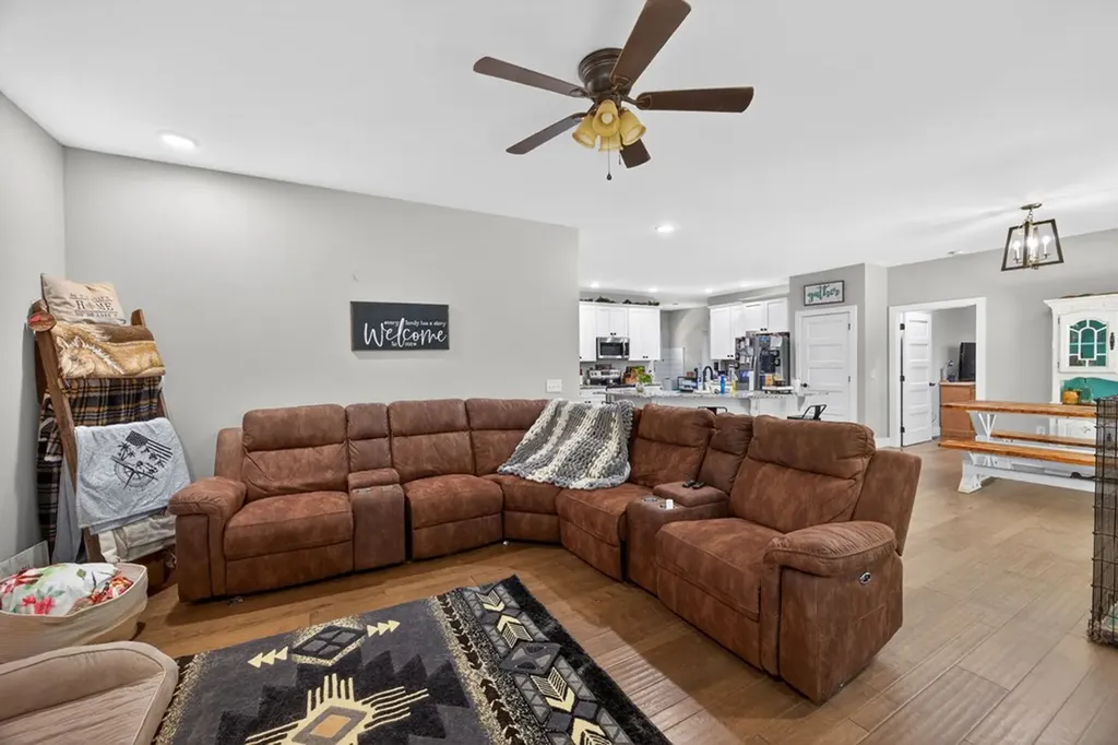 1925 Goolsby Lane Cookeville TN 38506