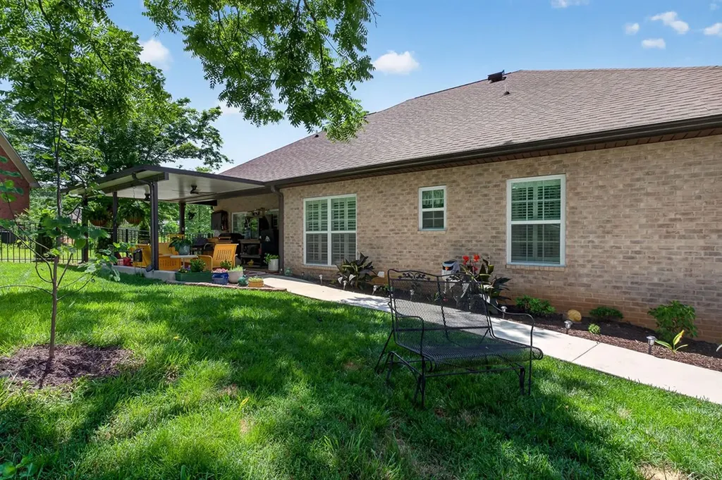 1305 Bridle Path Cookeville TN 38501