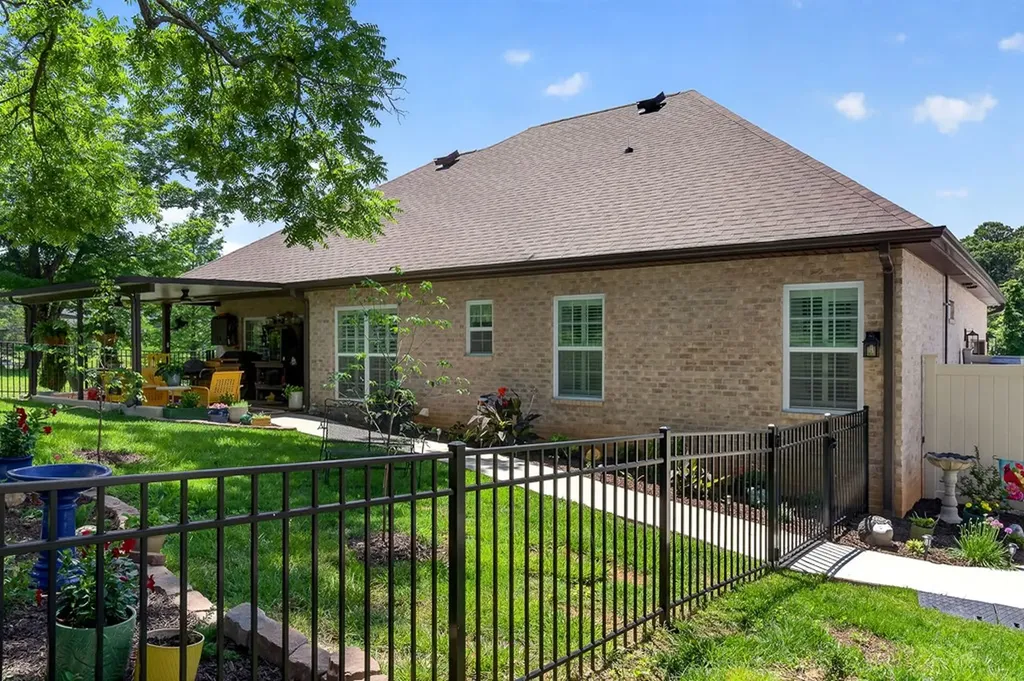 1305 Bridle Path Cookeville TN 38501